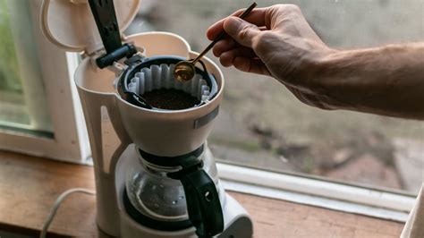 Cara Membersihkan Pembuat Teh Es Mr. Coffee dengan Mudah dan Benar
