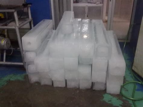 Cara Pembuatan Es Balok yang Benar dan Mudah