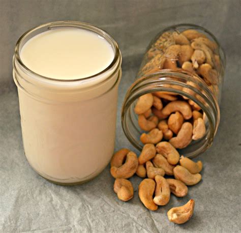 Cashew Milk: A Smooth and Creamy Non-Dairy Treat