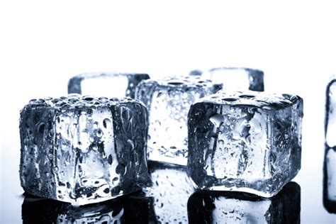 Clear Ice: Elevate Your Beverage Experience with Crystal Clarity