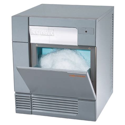 Craft Pristine Ice Cubes with the Revolutionary Icematic Machine: A Comprehensive Guide