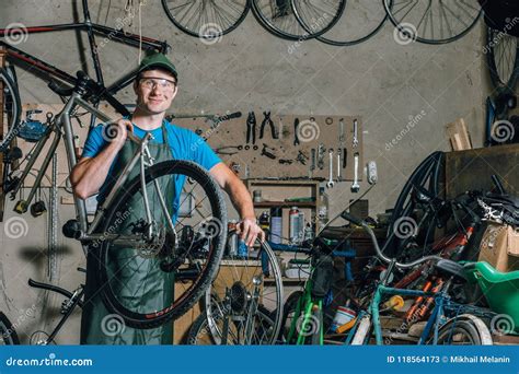 Cykelreparatör Malmö: En guide till att hitta den bästa cykelmekanikern för dig