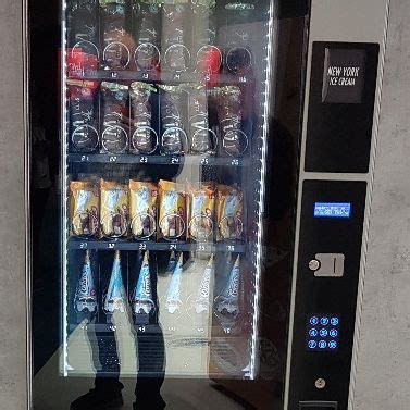 Découvrez le monde fascinant des distributeurs automatiques de glace