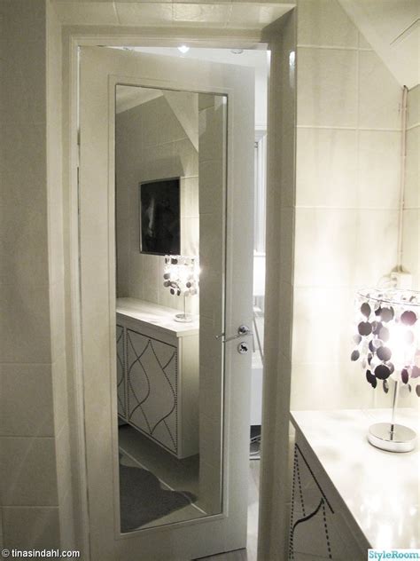 Dörr med spegel - En guide till att välja den perfekta spegeldörren för ditt hem