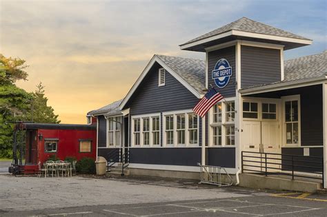 Darien Ice House: Your Ultimate Guide to Refreshing Summer Delights