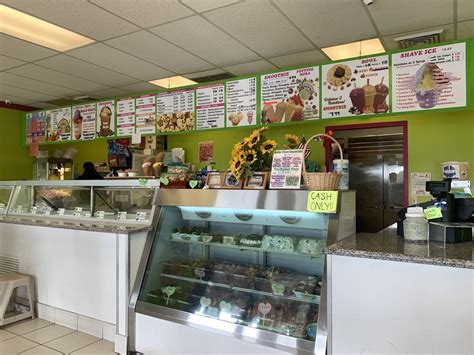 Daves Ice Cream Waipio: A Sweet Destination for Locals and Tourists Alike