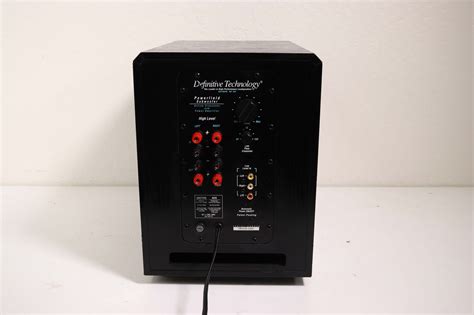 Definitive Technology Powerfield Subwoofer 700 Watts Manual