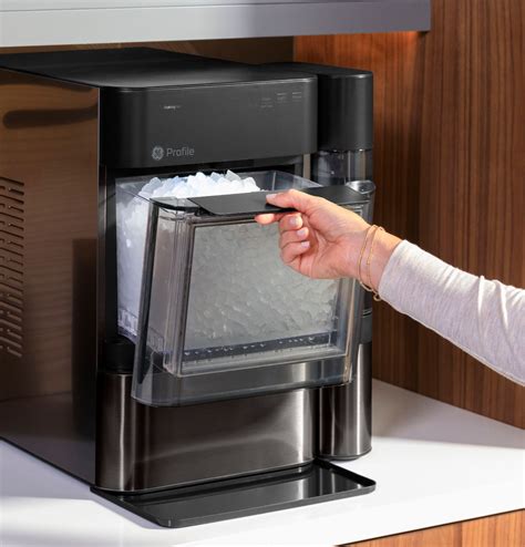 Discover the Crystal-Clear Revolution: Ice Makers with Built-In Filters