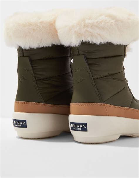 Discover the Enchanting Sperry Bearing Plushwave Boot: Embark on an Extraordinary Journey of Comfort and Style