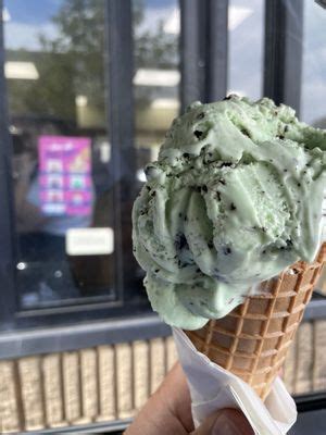 Discover the Frozen Paradise at Ice Cream Fort Smith, AR