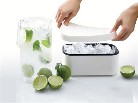 Discover the Magic of Transforming Water into Icy Delights: Electrodomestico para hacer cubitos de hielo