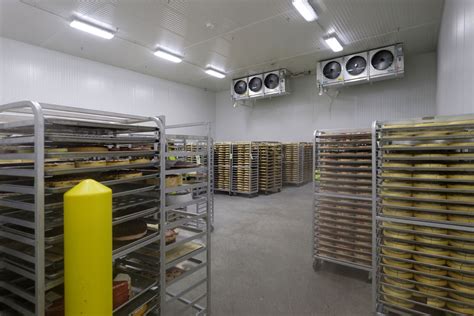 Discover the Power of Cold Storage Machines: Revolutionizing Commercial Food Preservation