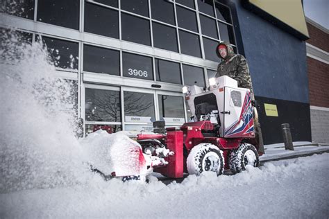 Discover the Unbeatable Advantage of Commercial Snow Machines