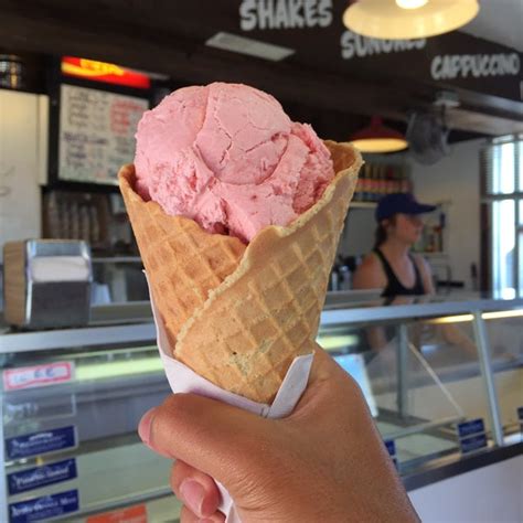 Dockside Ice Cream: A Sweet Summer Delight