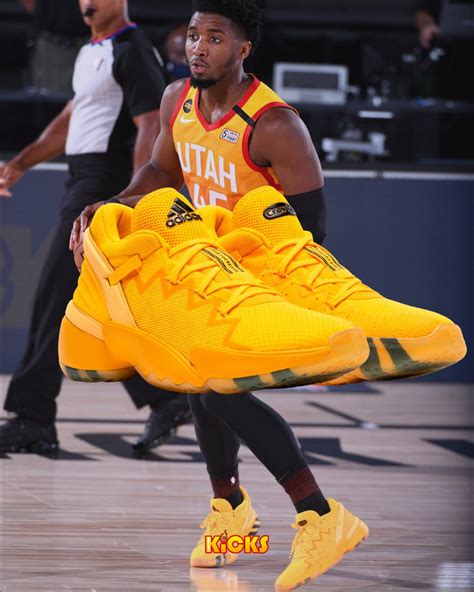 Donovan Mitchell Crayola Shoes: A Symphony of Color and Comfort
