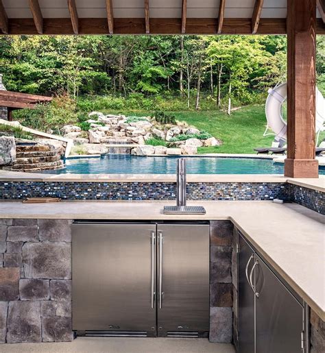 Elevate Your Outdoor Oasis: The Ultimate Guide to Ice Machines for Outdoor Enjoyment