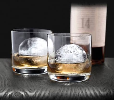Elevate Your Whiskey Experience: The Art of Crafting Perfect Ice with a Whiskey Ice Maker