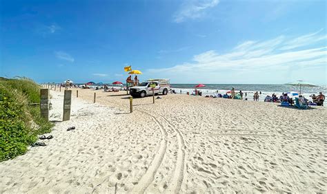 Es Krim St Augustine Beach: Penyegar Manis di Pantai yang Menawan