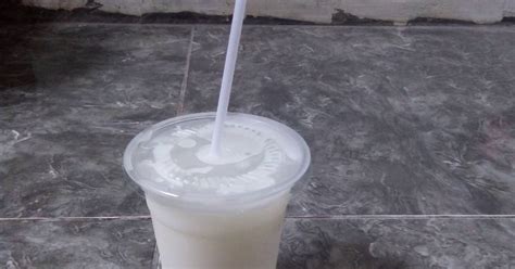 Es Serut Susu Kental Manis: Segarnya yang Tak Terkalahkan