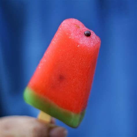 Es krim batangan semangka: Cemilan musim panas yang menyegarkan