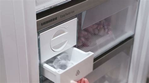 Experience Unforgettable Refreshment with Liebherr Easy Twist Ice