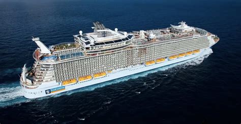 Experience the Symphony of the Seas: Unveil the Enchanting Allure of the Gill Aquatech Shoe