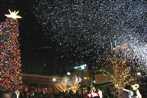 Experience the Winter Wonderland with City Theatrical Snow Machines: A Symphony of Emotion and Imagination