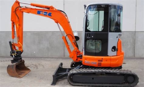 Fiat Kobelco E30 2sr E35 2sr Mini Crawler Excavator Service Repair Workshop Manual Download