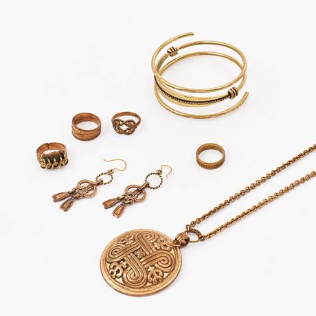 Finska smycken brons: En guide till örhängen, halsband, ringar och armband