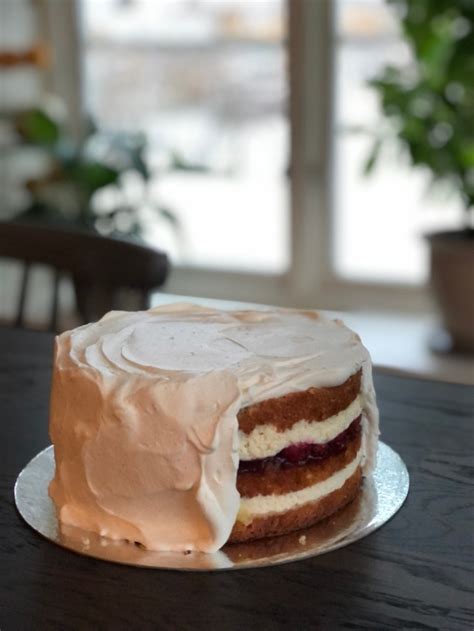 Flädermousse till tårta: En smakresa genom tid och känslor