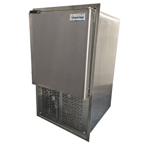 Get Your Hands on the Ultimate Ice Maker for Marine Environments