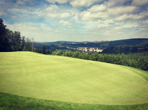 Golf v České republice: Průvodce pro začátečníky i pokročilé