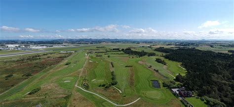 Golfklubbar i Halland: En oas för golfentusiaster