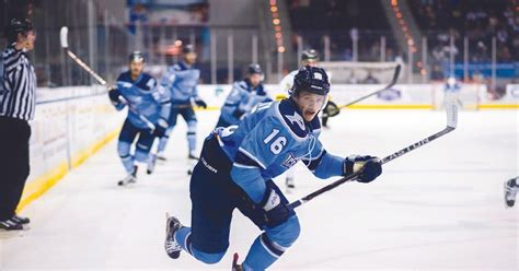 Hockey Fever Grips Pensacola: Witness Thrilling Ice Flyers Action!