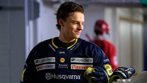 Hockeykläder: En känslomässig resa genom isens värld