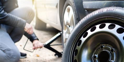 How To Change A Car Tire