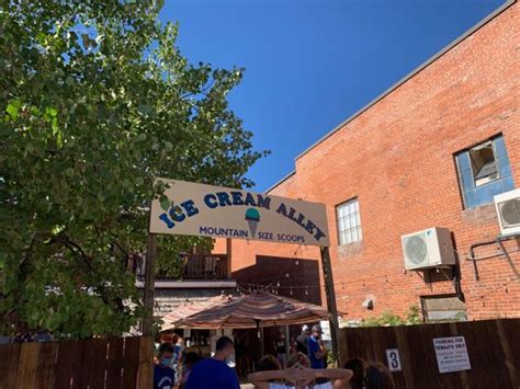 Ice Cream Alley McCall Idaho: A Slice of Frozen Heaven