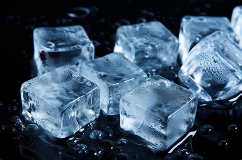 Ice Cube Makers: A Refreshing Oasis in the Heat