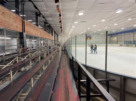 Ice Skating in South Bend, Indiana: A Guide to the Best Rinks