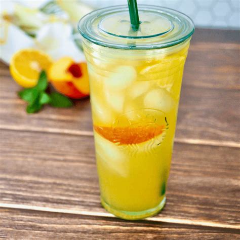 Iced Peach Green Tea Lemonade: The Perfect Refreshment for Summer!