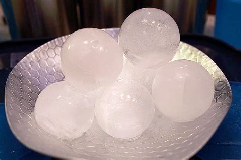 Immerse Yourself in the Icy Delight: How the Ice Balls Machine Can Transform Your Summer