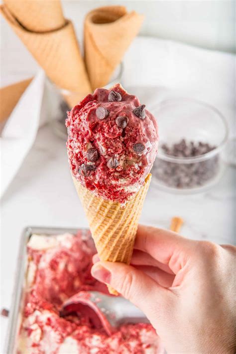 Indulge in the Delectable Red Velvet Ice Cream: A Culinary Journey