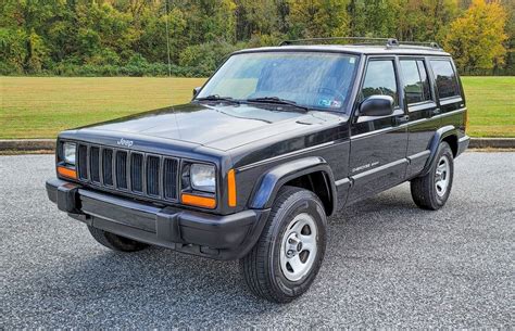 Jeep Cherokee Xj 2 5l 4 0l Service Repair Manual Download 1988 2000