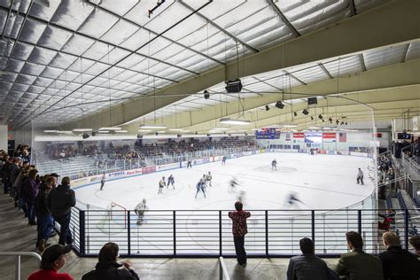 Jelajahi Dunia Olahraga Bob Suter Ice Arena