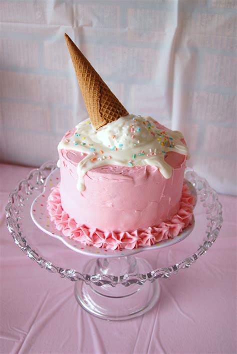 Jenis Birthday Cake Ice Cream: Panduan Terbaik untuk Menemukan Rasa Favorit Anda