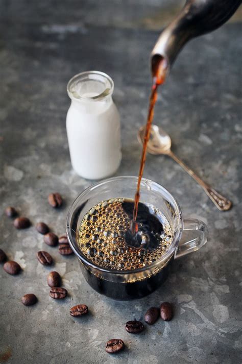 Kaffe med Kardemumma: En Oumbärlig Del av Nordisk Kultur