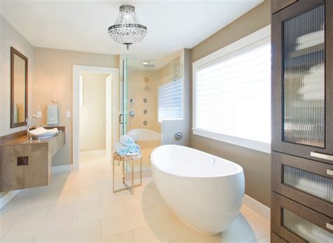Kristallkronor för badrum: En guide till att skapa ett lyxigt spa-liknande utrymme