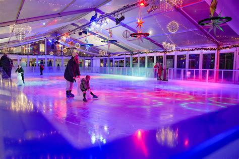 Lakeside Ice Skating: A Journey into Winter Magic