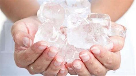 Manfaat Es Batu untuk Wajah yang Wajib Kamu Ketahui