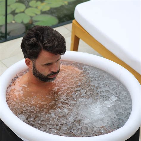 Maximize Recovery and Performance: Harness the Power of Ice Baths